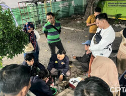 Kembangkan Program Kerja, Kembali KKN UMD 211 Universitas Jember Gelar Pelatihan Briket dan Sosialisasi APE Pendidikan