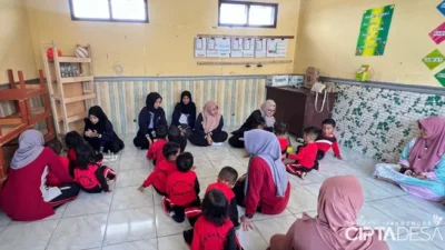 Meningkatkan Kreativitas dan Kesadaran Lingkungan dengan Alat Peraga Edukasi dari Barang Bekas
