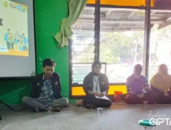 KKN Universitas Jember Sosialisasikan UKULELE Bersama Kelompok Disabilitas