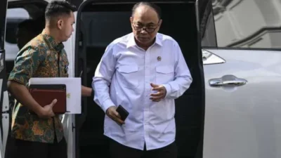 Menkop Bocorkan Bunga Pinjaman Koperasi Desa Merah Putih Hanya 3% per Tahun